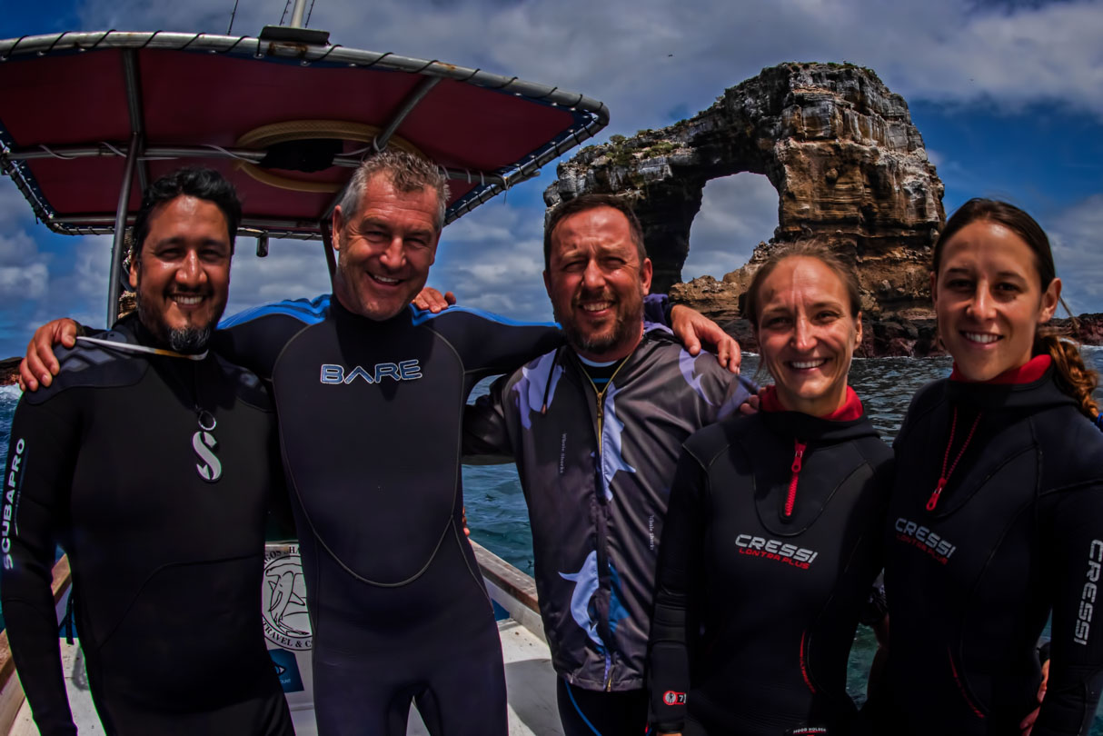 The team from the 2020 Galapagos Whale Shark Project research trip.